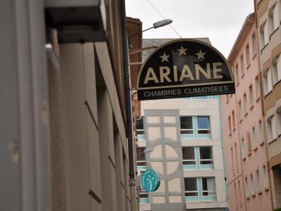 Hotel Ariane Lurdy Exteriér fotografie